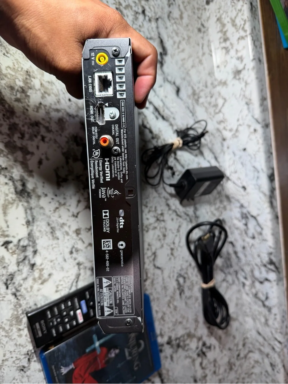 Sony BDP-S3700 Blu-Ray Player Full HD Streaming Wireless With Remote